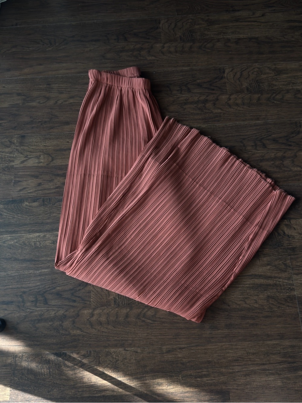 Forever 21 Pleated Wide-Leg Pants in Rose Clay